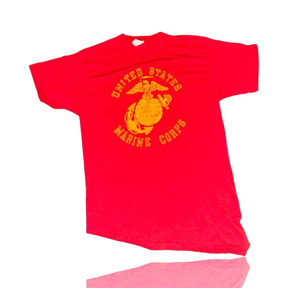 Vintage USMC Men's Red Graphic T-Shirt large Military Theme Short Sleeve